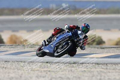 media/Oct-05-2025-CVMA (Sun) [[beeef4f201]]/Race 2-Supersport Middleweight/